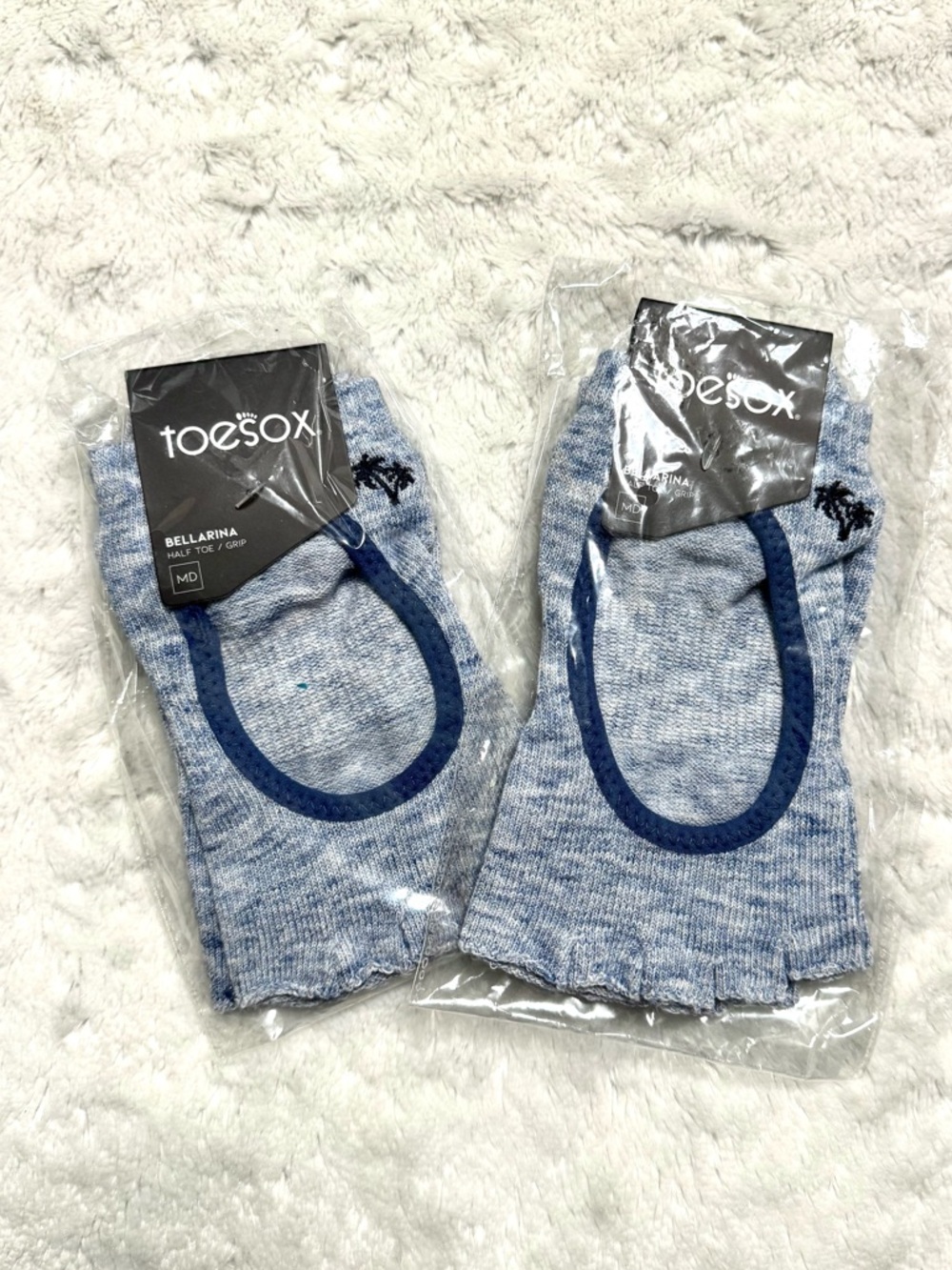 NWT- Toesox Women's Bellarina Low-Cut Grip Socks Bundle - Deeo Sea Palm Tree